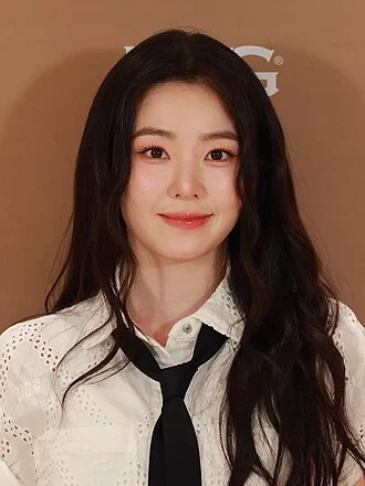 Irene (singer) height profile photo