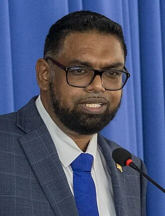 Irfaan Ali height profile photo