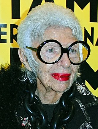 Iris Apfel height profile photo