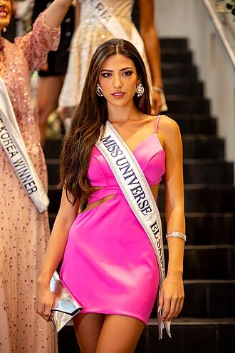 Isabella García-Manzo height profile photo