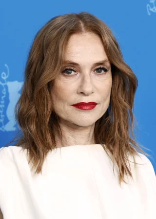 Isabelle Huppert height profile photo
