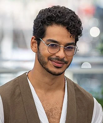 Ishaan Khatter height profile photo