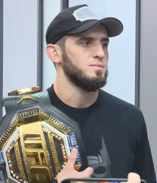 Islam Makhachev height profile photo