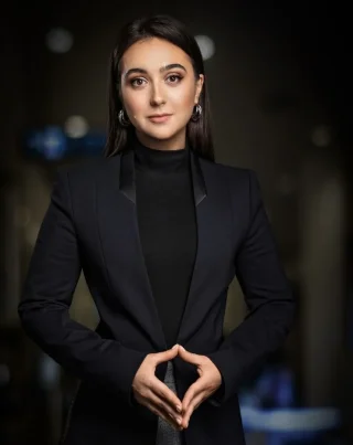 Iuliia Mendel height profile photo