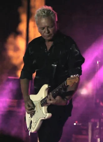 Iva Davies height profile photo