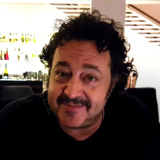 Ivan Kaye height profile photo