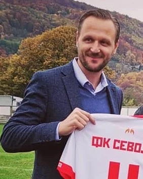 Ivan Vukomanović height profile photo