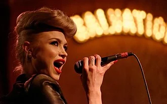 Ivy Levan height profile photo