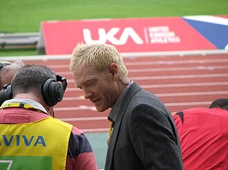 Iwan Thomas height profile photo