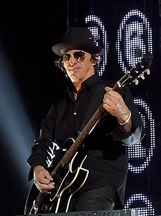 Izzy Stradlin height profile photo
