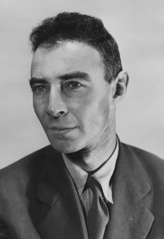 J. Robert Oppenheimer height profile photo