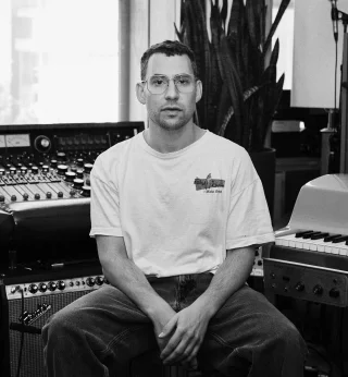 Jack Antonoff height profile photo