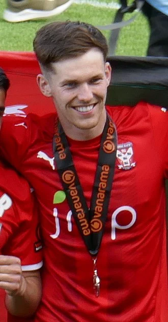 Jack McKay (footballer, born 1996) height profile photo