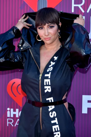 Jackie Cruz height profile photo