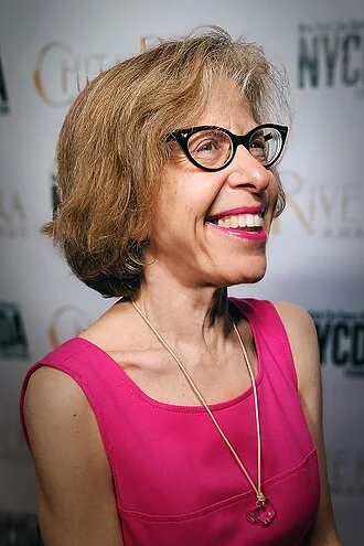 Jackie Hoffman height profile photo