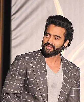 Jackky Bhagnani height profile photo