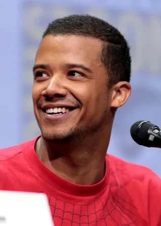 Jacob Anderson height profile photo
