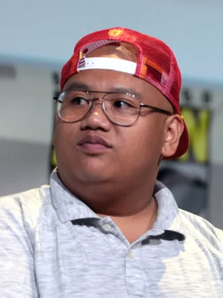Jacob Batalon height profile photo