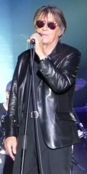 Jacques Dutronc height profile photo