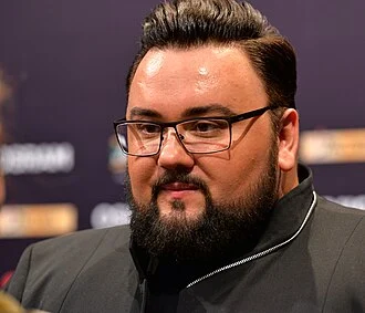 Jacques Houdek height profile photo