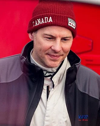 Jacques Villeneuve height profile photo