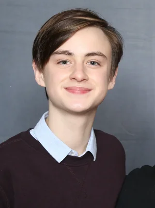 Jaeden Martell height profile photo