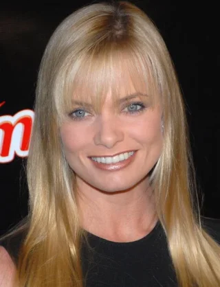 Jaime Pressly height profile photo