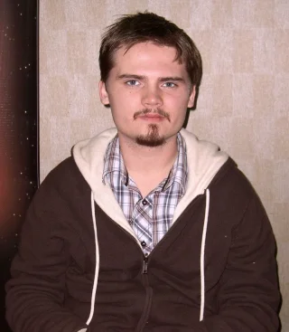 Jake Lloyd height profile photo
