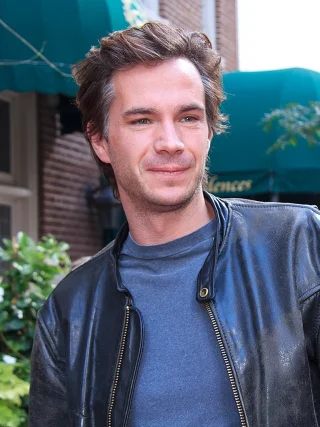 James D'Arcy height profile photo