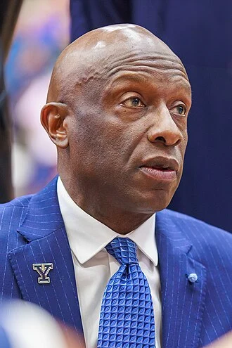 James Jones (basketball, born 1964) height profile photo