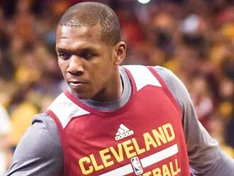James Jones (basketball, born 1980) height profile photo
