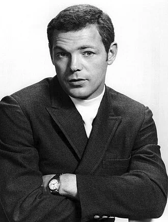 James MacArthur height profile photo