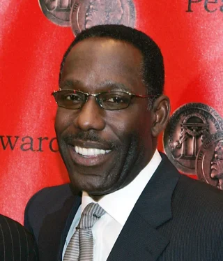 James McDaniel height profile photo