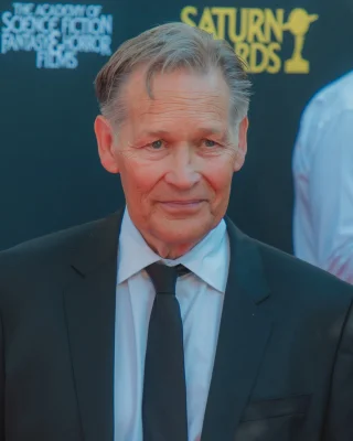 James Remar height profile photo