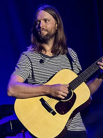 James Valentine (guitarist) height profile photo