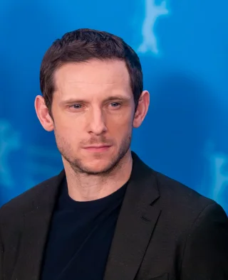 Jamie Bell height profile photo