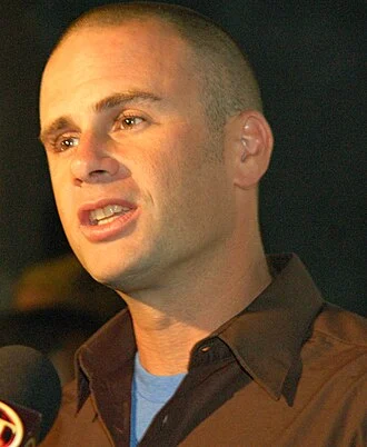 Jamie Walters height profile photo