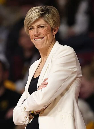 Jan Jensen (basketball) height profile photo