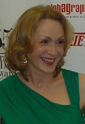 Jan Maxwell height profile photo