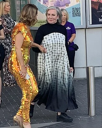 Jan Pearson height profile photo