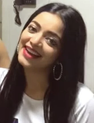 Janani (actress) height profile photo