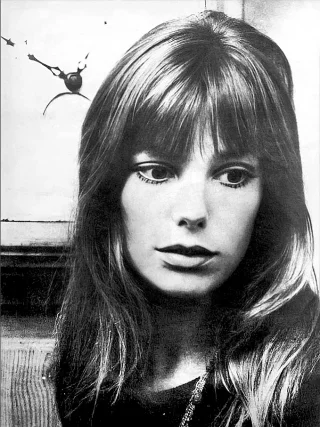Jane Birkin height profile photo