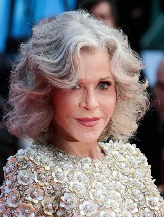 Jane Fonda height profile photo