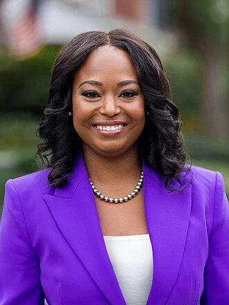 Janeese Lewis George height profile photo