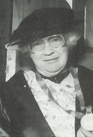 Janet Frame height profile photo