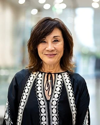 Janet Yang height profile photo