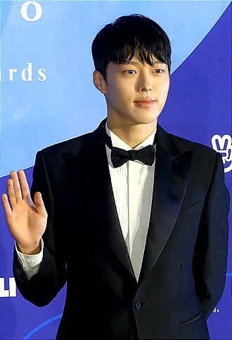 Jang Ki-yong height profile photo