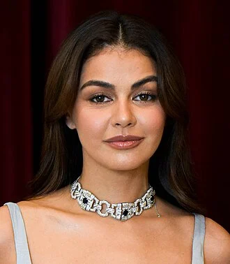 Janine Gutierrez height profile photo