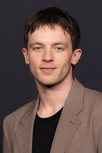 Jannis Niewöhner height profile photo