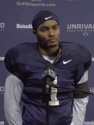 Jaquan Brisker height profile photo